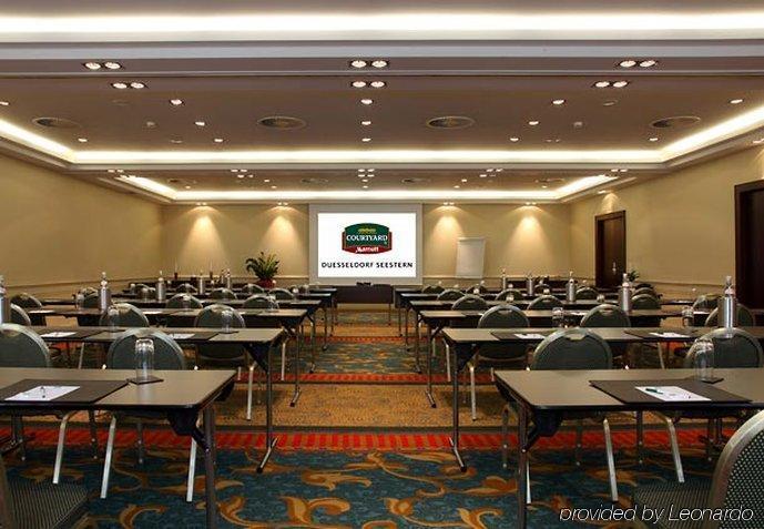 Courtyard By Marriott Duesseldorf Seestern Kinh doanh bức ảnh