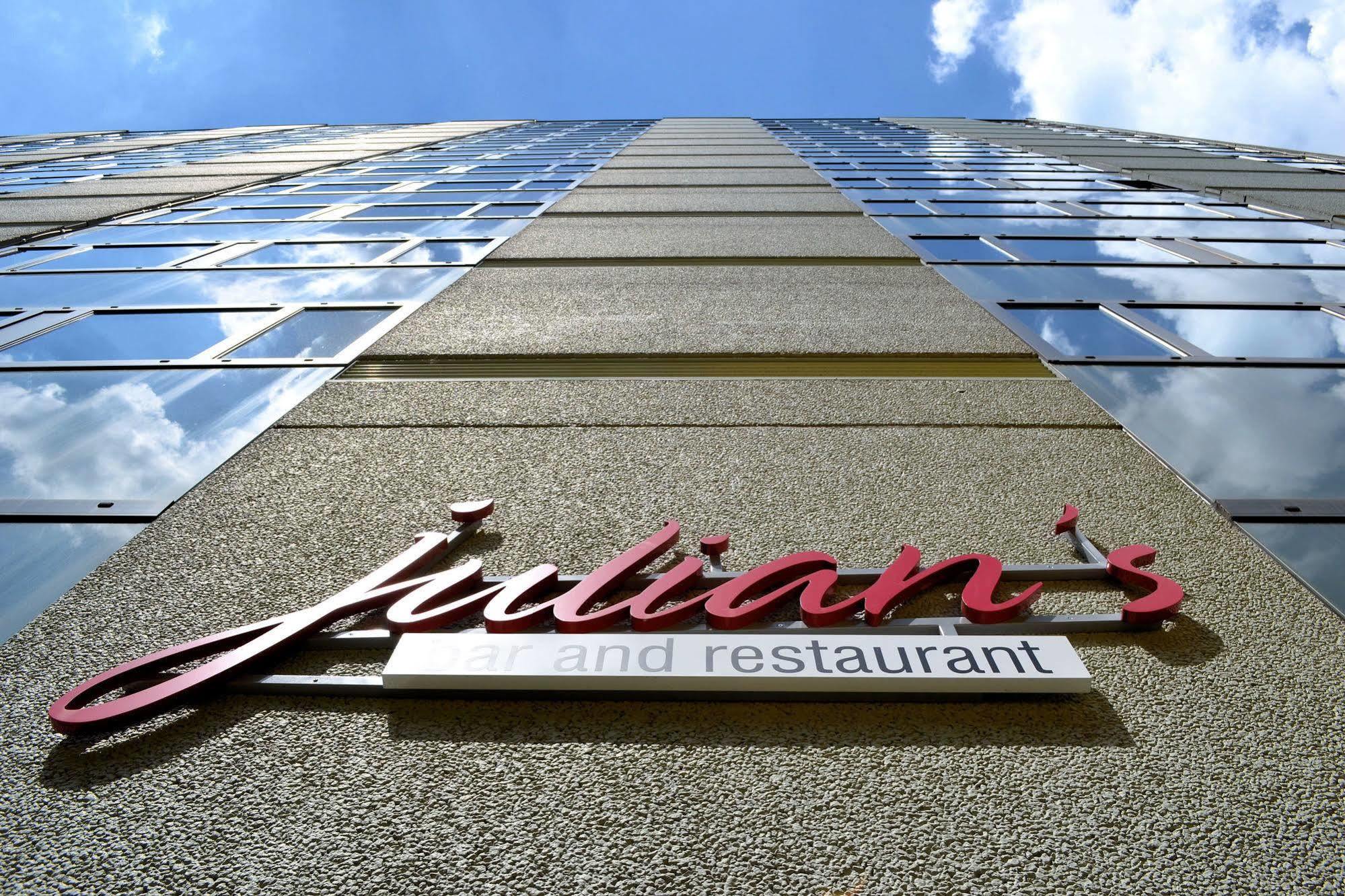 Courtyard By Marriott Duesseldorf Seestern Ngoại thất bức ảnh